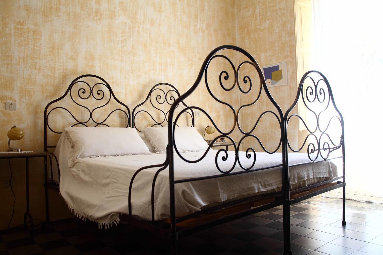 Il Fico Bed And Breakfast Santa Teresa Di Riva Extérieur photo