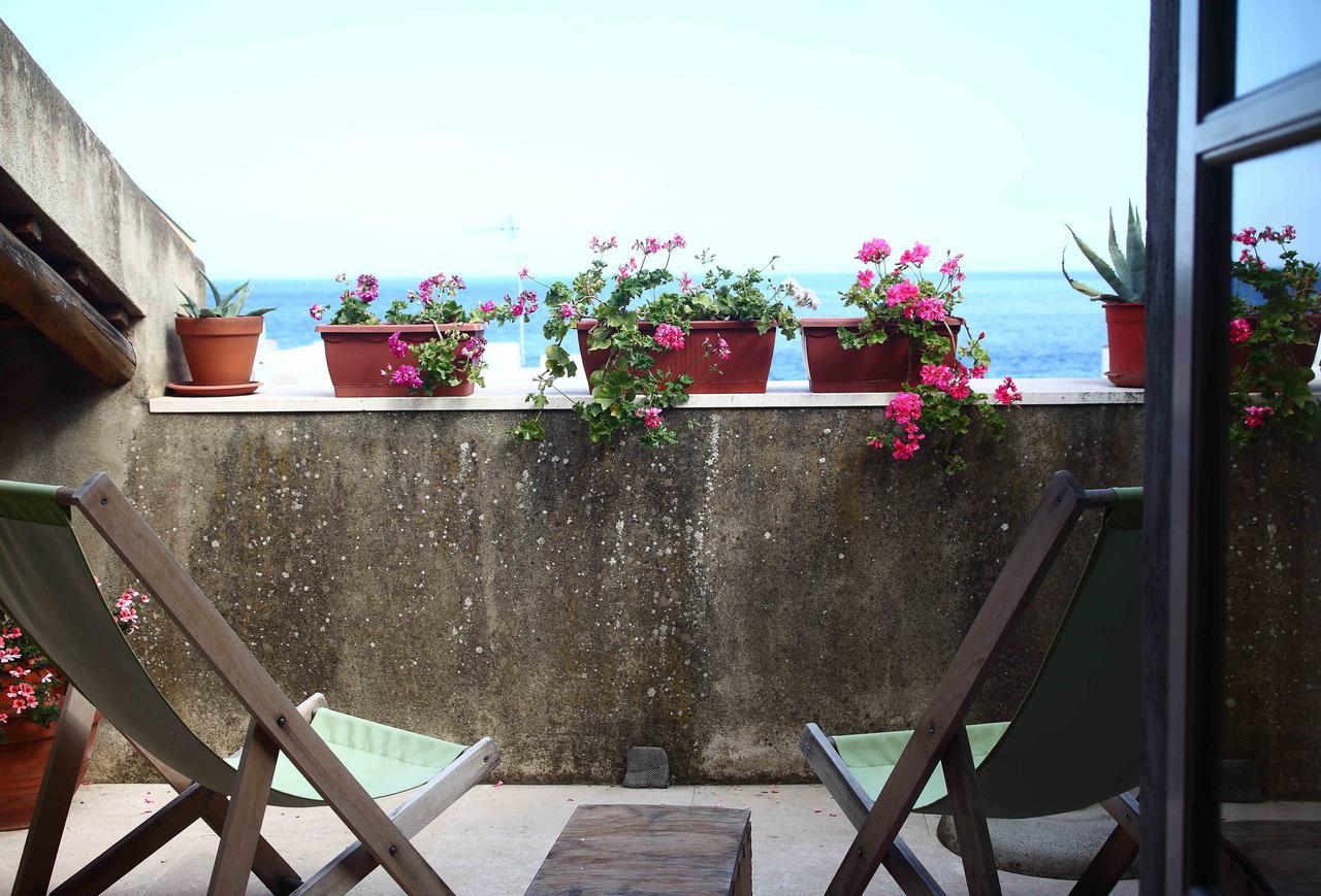Il Fico Bed And Breakfast Santa Teresa Di Riva Extérieur photo